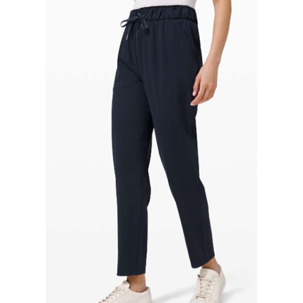Lululemon Keep‎ Moving Pant SZ 2 True Navy